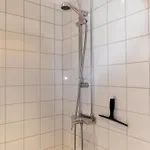 Bright And Modern On A Quiet Street Apartament *